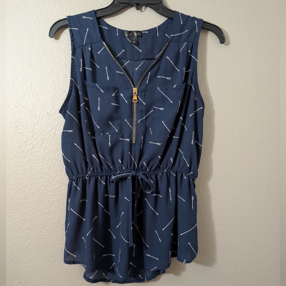 J for Justify Navy Top with White Arrow Design Sleeveless Blouse